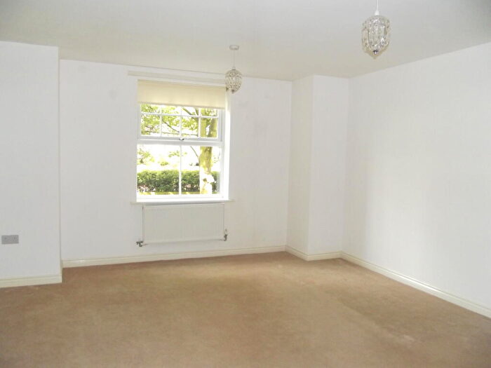 2 Bedroom Apartment To Rent In Barrington Close, Durham City, DH1