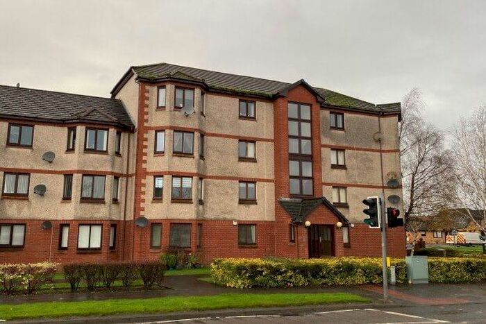 2 Bedroom Flat To Rent In Muirhead Avenue, Falkirk, FK2