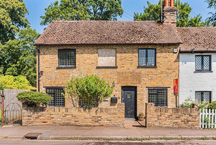 3 Bedroom End Of Terrace House For Sale In Hertingfordbury Road, Hertingfordbury, SG14