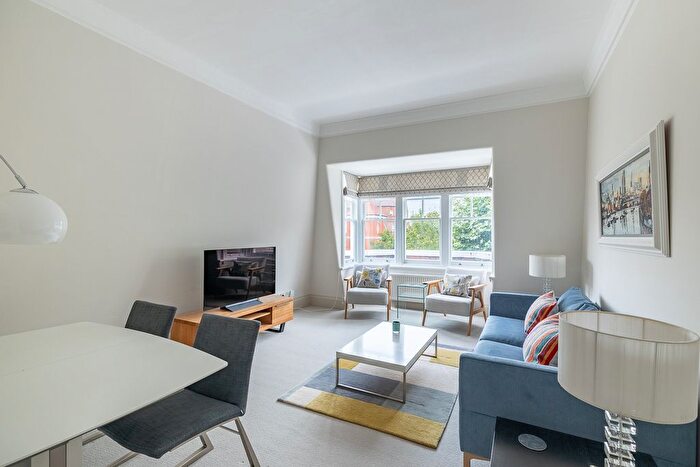 2 Bedroom Flat To Rent In Sloane Court West, Chelsea, SW3