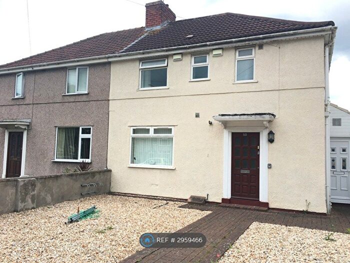 2 Bedroom Flat To Rent In Kingswood, Bristol, BS15
