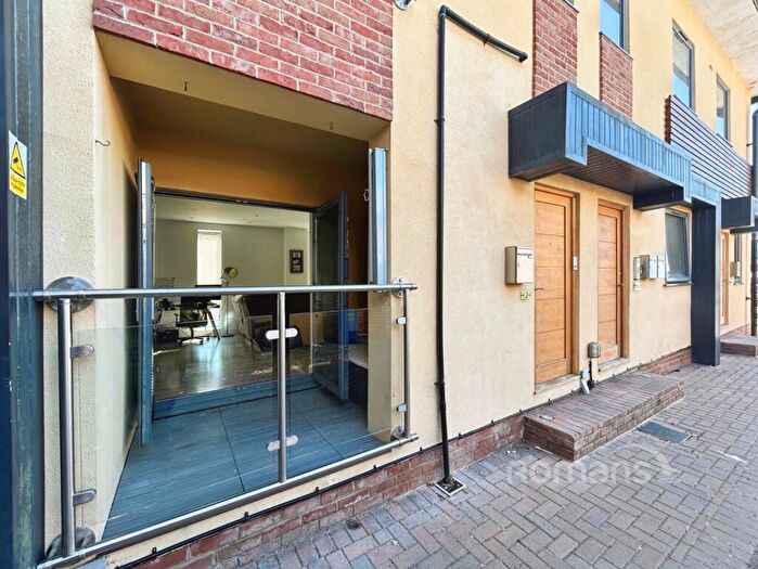 1 Bedroom Apartment For Sale In Seco House, Reading Road South, Fleet, GU52