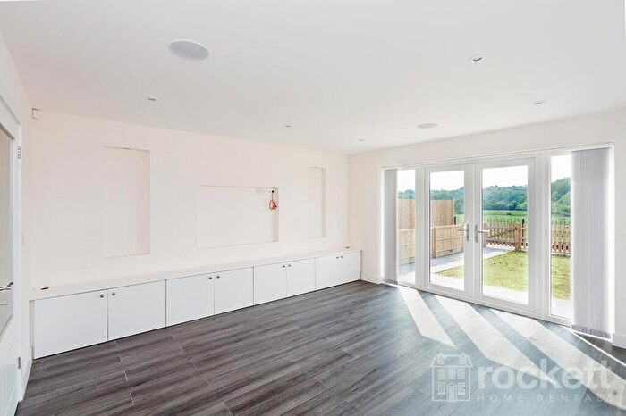 3 Bedroom Terraced House To Rent In Hanford Terrace, Stone Road, Stoke-On-Trent, Staffordshire, ST4