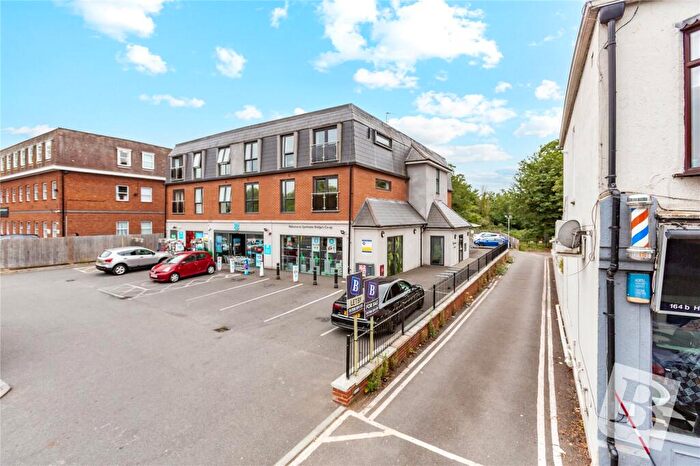 2 Bedroom Apartment For Sale In Upminster Road, Upminster, RM14