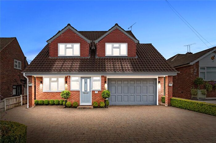 4 Bedroom Detached House For Sale In South Beech Avenue, Wickford, Essex, SS11