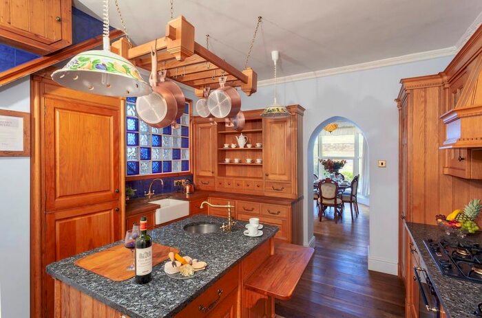 4 Bedroom Terraced House To Rent In Bay View Road, Northam, Bideford EX39