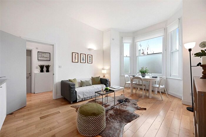 1 Bedroom Flat To Rent In Loftus Road, London, W12