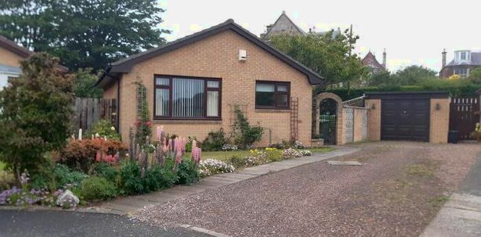 2 Bedroom Detached Bungalow To Rent In Queen's Place, Dunbar, EH42