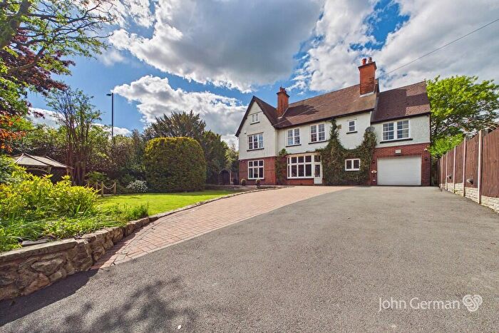 5 Bedroom Detached House For Sale In Farley Road, Derby, DE23