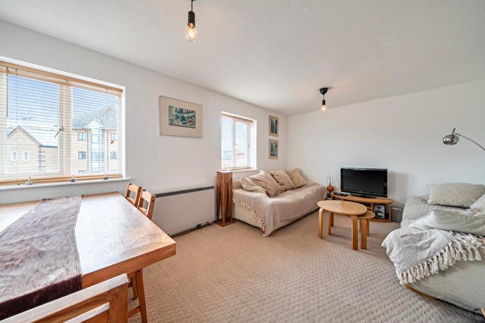 1 Bedroom Flat For Sale In Poolmans Street London, SE16