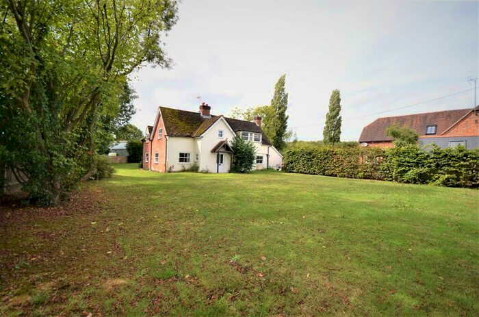 3 Bedroom Detached House To Rent In Bullers Farm, Baughurst, RG26
