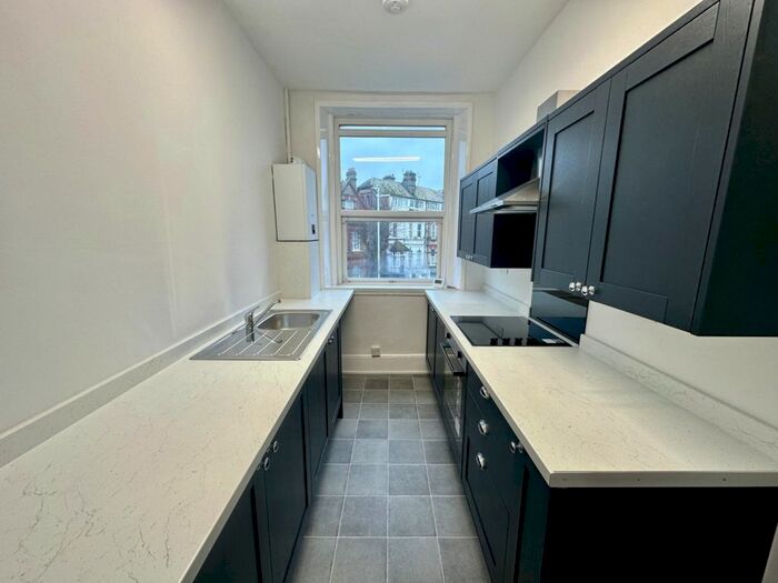 1 Bedroom Flat To Rent In Cheriton Road, Folkestone, CT20