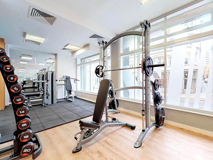 Apartment To Rent In Apt, Gravity Residence #, L2