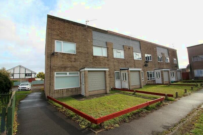 2 Bedroom End Of Terrace House To Rent In Denny View, Caldicot, Mon., NP26