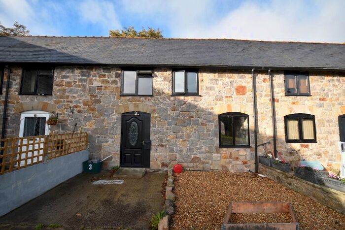 2 Bedroom Cottage To Rent In Pentre, Chirk, LL14