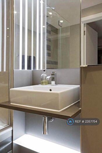 1 Bedroom Flat To Rent In Avantgarde Place, London, E1