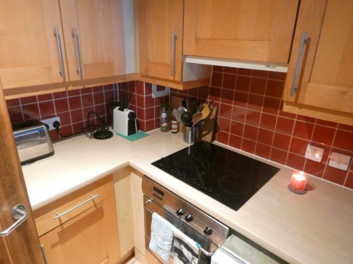2 Bedroom Apartment To Rent In Pierhead Lock, Manchester Road, London, E14