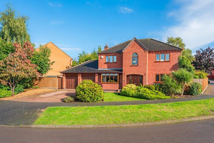 4 Bedroom Detached House For Sale In Dempsey Drive, Rothwell, Kettering, NN14