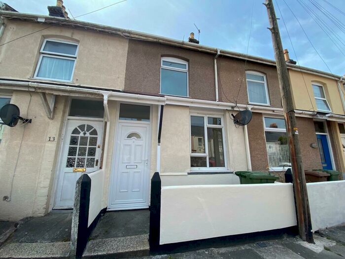 2 Bedroom House To Rent In Home Sweet Home Terrace, Plymouth, PL4