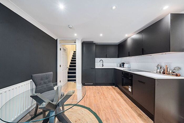 1 Bedroom Flat For Sale In Quernmore Road, Hornsey, London, N4