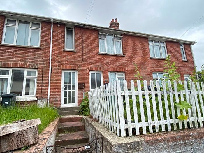 2 Bedroom Terraced House To Rent In Barton Road, Newport, PO30