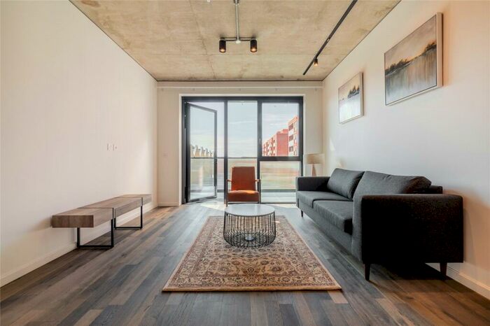 1 Bedroom Apartment To Rent In Lawrence Road, London, N15