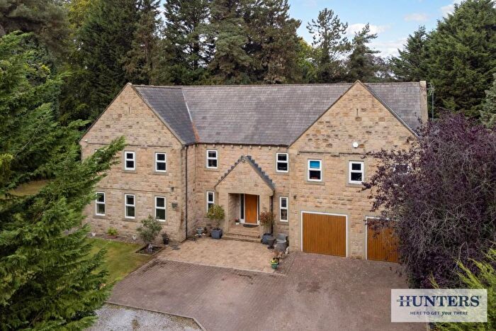 5 Bedroom Detached House For Sale In Esholt Avenue, Guiseley, Leeds, LS20