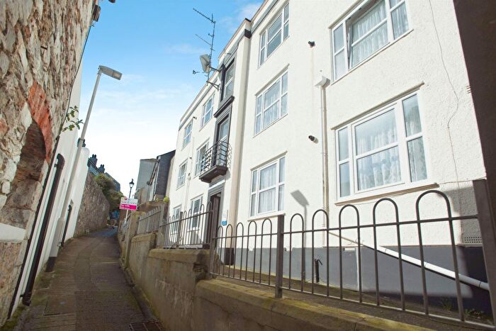 2 Bedroom Flat For Sale In Castle Dyke Lane, Plymouth, PL1
