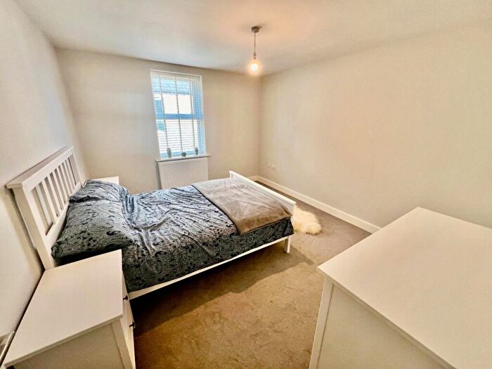 1 Bedroom Flat To Rent In Station Road, Desborough, NN14