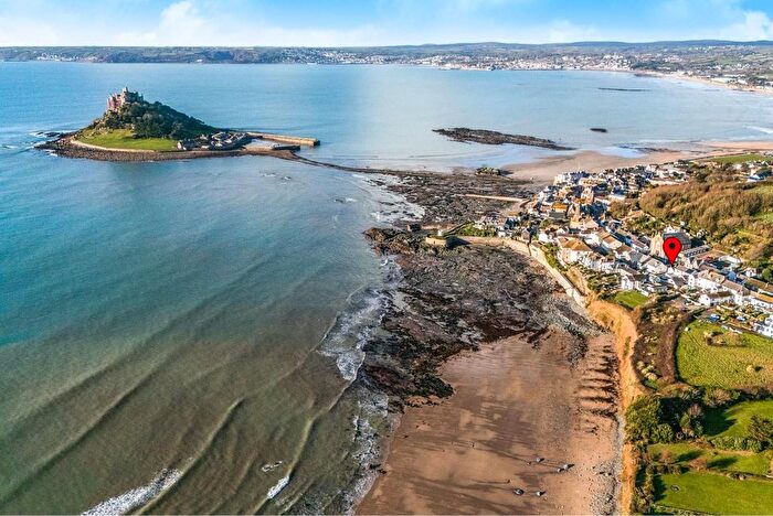 2 Bedroom End Terrace House For Sale In Fore Street, Marazion, TR17