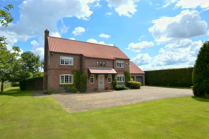 4 Bedroom Detached House For Sale In Oakwood, Healaugh, Tadcaster, LS24