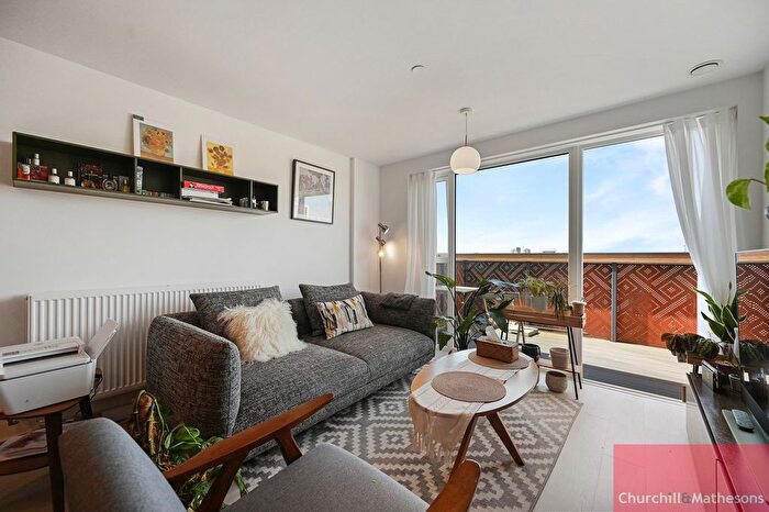 1 Bedroom Flat To Rent In Tidey Apartment, London, W3
