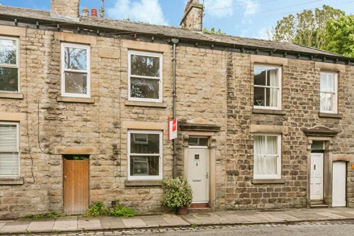 3 Bedroom Terraced House For Sale In Wellington Road, Bollington, Macclesfield, Cheshire, SK10