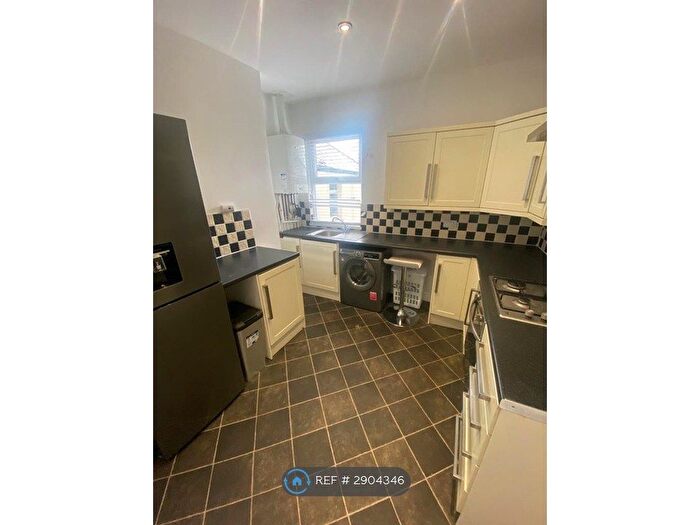 2 Bedroom Flat To Rent In Ty-Mawr Road, Llandaff North, Cardiff, CF14