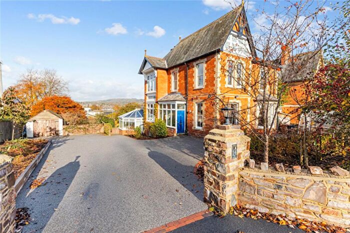 6 Bedroom Detached House For Sale In The Avenue, Tiverton, Devon, EX16