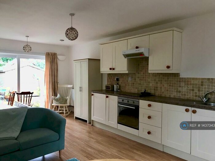 Studio To Rent In Westdale Lane, Nottingham, NG3