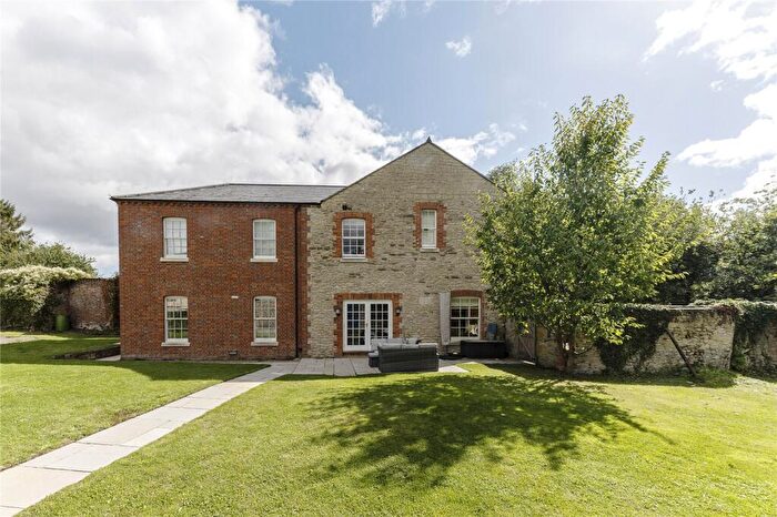 5 Bedroom Detached House For Sale In School Lane, Stadhampton, Oxford, OX44