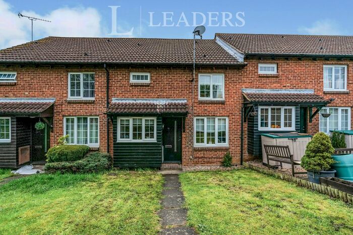 1 Bedroom Property To Rent In Richmond Walk, St. Albans, AL4
