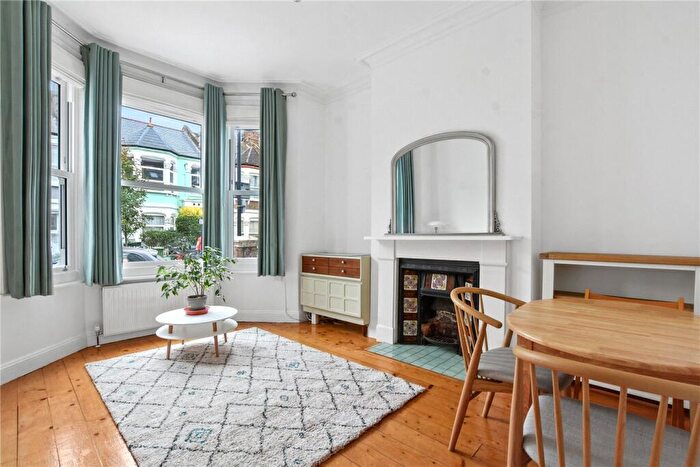 2 Bedroom Apartment To Rent In Ashburnham Road, London, NW10