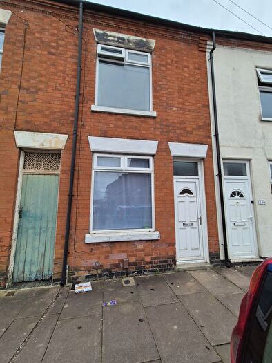 2 Bedroom Terraced House For Sale In Pool Road, Leicester, LE3