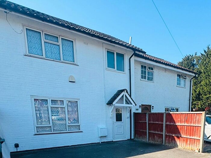 2 Bedroom Terraced House To Rent In Barnfield Road, Crawley, West Sussex, RH10