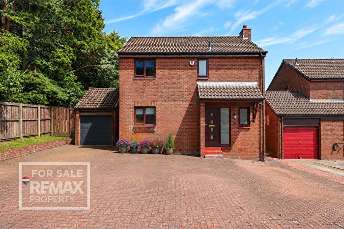 4 Bedroom Detached House For Sale In Netherwood Park, Deans, Livingston, EH54