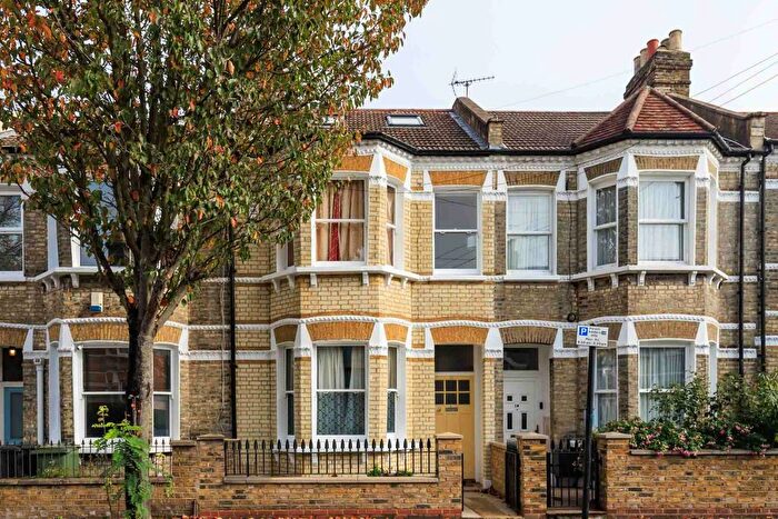 4 Bedroom Terraced House To Rent In Kimberley Road, London, SW9