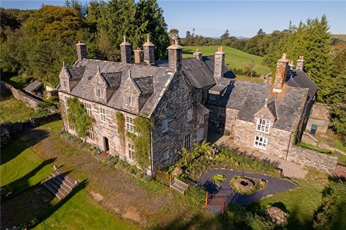 11 Bedroom Detached House To Rent In Talsarnau, Gwynedd, LL47