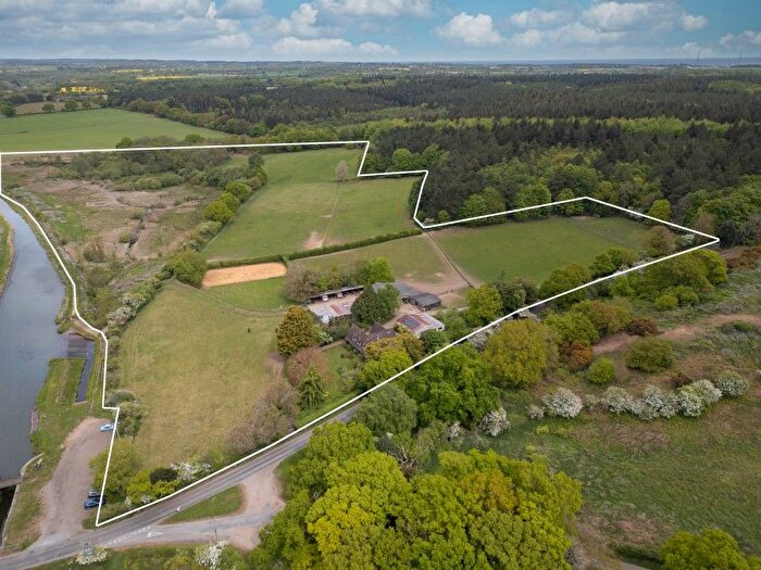 4 Bedroom Chalet For Sale In Witton, North Walsham, NR28