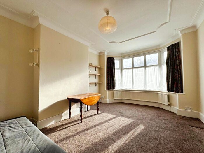 4 Bedroom Semi-Detached House To Rent In Goulden Road, Didsbury, Manchester, M20