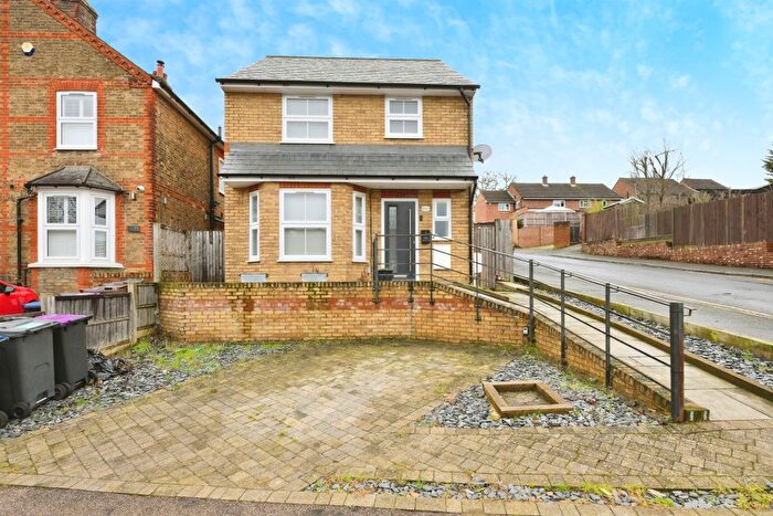 3 Bedroom Detached House For Sale In High Oak Road, Ware, SG12