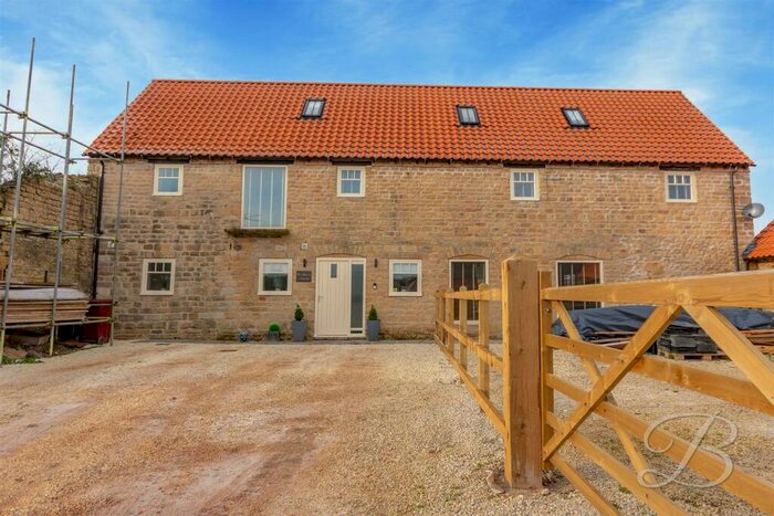 4 Bedroom Barn Conversion For Sale In Mansfield Road, Creswell, Worksop, S80