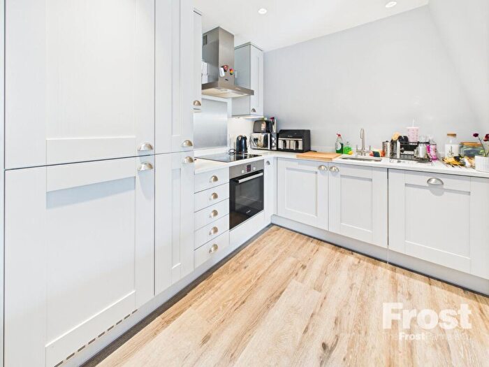 2 Bedroom Apartment To Rent In Slough Road, Datchet, Slough, Berkshire, SL3