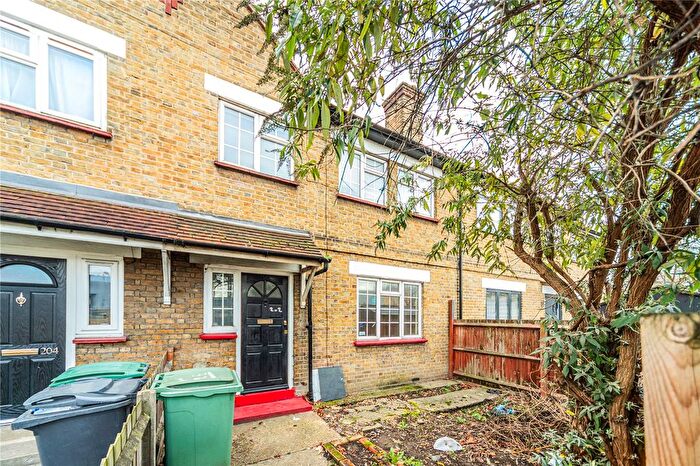 3 Bedroom Terraced House For Sale In White Hart Lane, London, N22